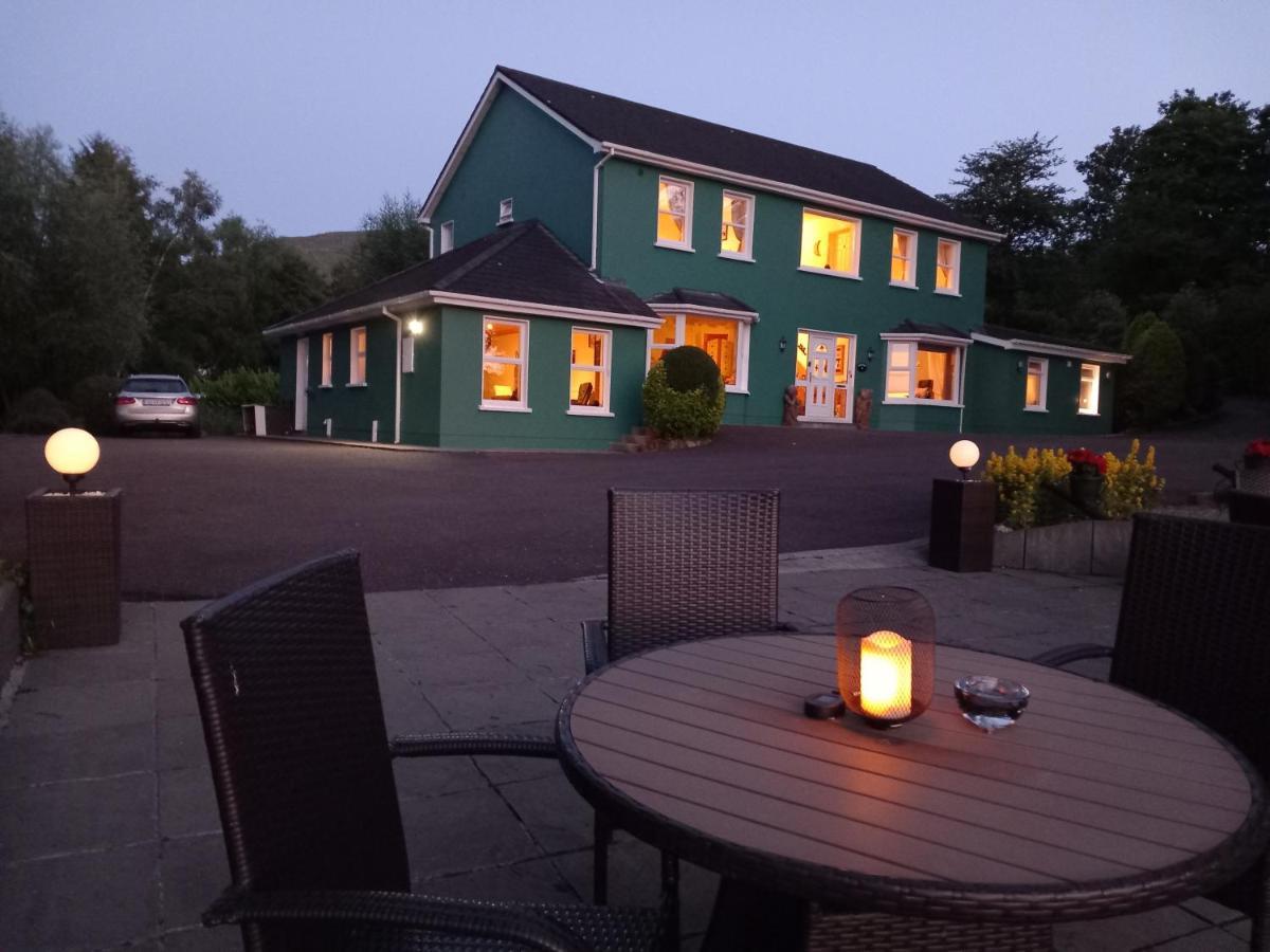 Watersedge Seaviews Hotel Kenmare Buitenkant foto