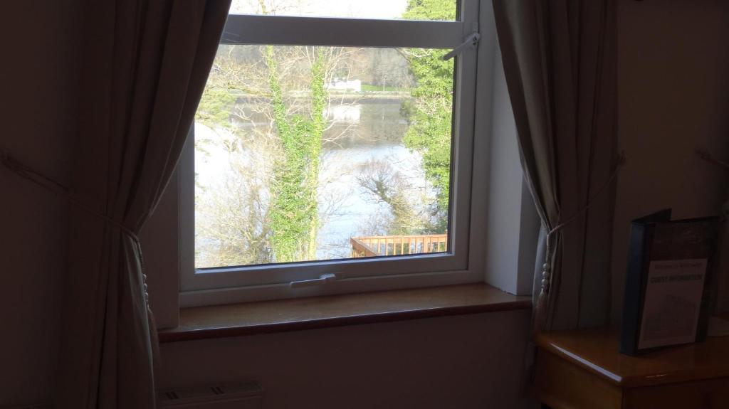 Watersedge Seaviews Hotel Kenmare Buitenkant foto