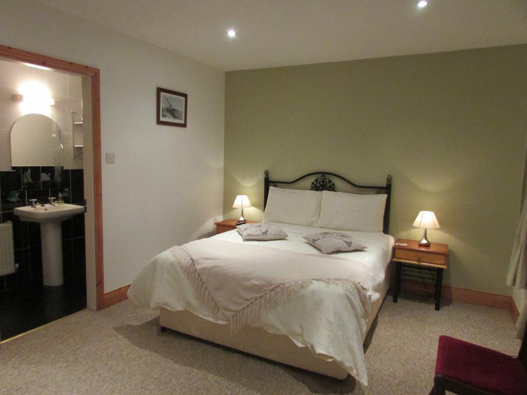 Watersedge Seaviews Hotel Kenmare Buitenkant foto