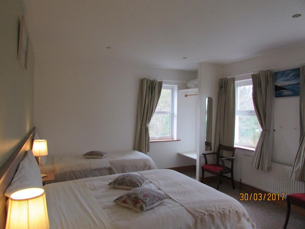 Watersedge Seaviews Hotel Kenmare Buitenkant foto