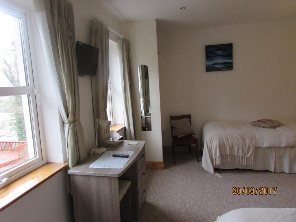 Watersedge Seaviews Hotel Kenmare Buitenkant foto